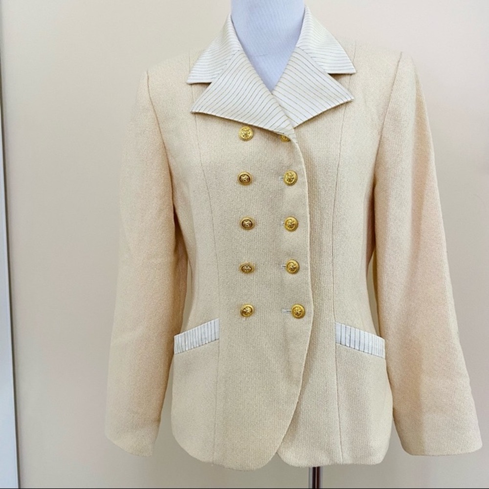 VINTAGE ALBERT NIPON BLAZER
JACKET STRUCTURED IVORY CREAM BEIGE WOOL BLEND SZ 4 - Picture 5 of 14